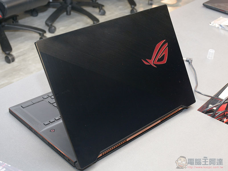 新一代西風之神 ASUS ROG Zephyrus S GX701 電競筆電動眼看,最薄 17 吋大顯神威 - 電腦王阿達 新一代西風之神 ASUS ROG Zephyrus S GX701 電競筆電動眼看,最薄 17 吋大顯神威 - 電腦王阿達