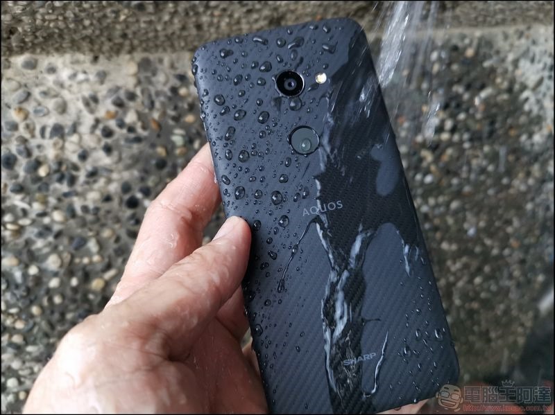 SHARP AQUOS zero 開箱 - 17 SHARP AQUOS zero 開箱 - 17