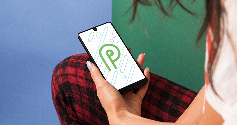 Essential Phone 將用「螢幕下相機」 Essential Phone 將用「螢幕下相機」