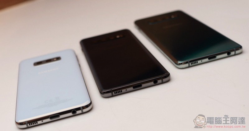 三星 Galaxy S10 系列發表動手玩，「可折疊」旗艦 Galaxy Fold 也如約正式降臨 - 電腦王阿達