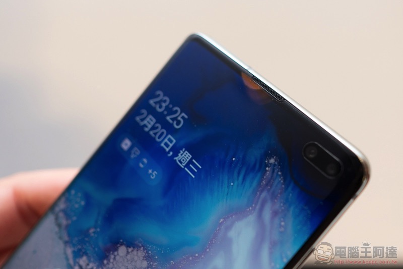 三星 Galaxy S10 系列發表動手玩,「可折疊」旗艦 Galaxy Fold 也如約正式降臨 - 電腦王阿達 三星 Galaxy S10 系列發表動手玩,「可折疊」旗艦 Galaxy Fold 也如約正式降臨 - 電腦王阿達