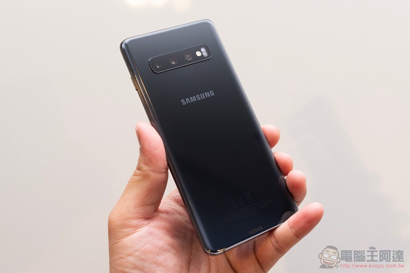 三星 Galaxy S10 系列發表動手玩,「可折疊」旗艦 Galaxy Fold 也如約正式降臨 - 電腦王阿達 三星 Galaxy S10 系列發表動手玩,「可折疊」旗艦 Galaxy Fold 也如約正式降臨 - 電腦王阿達