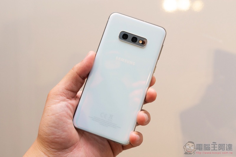 三星 Galaxy S10 系列發表動手玩,「可折疊」旗艦 Galaxy Fold 也如約正式降臨 - 電腦王阿達 三星 Galaxy S10 系列發表動手玩,「可折疊」旗艦 Galaxy Fold 也如約正式降臨 - 電腦王阿達