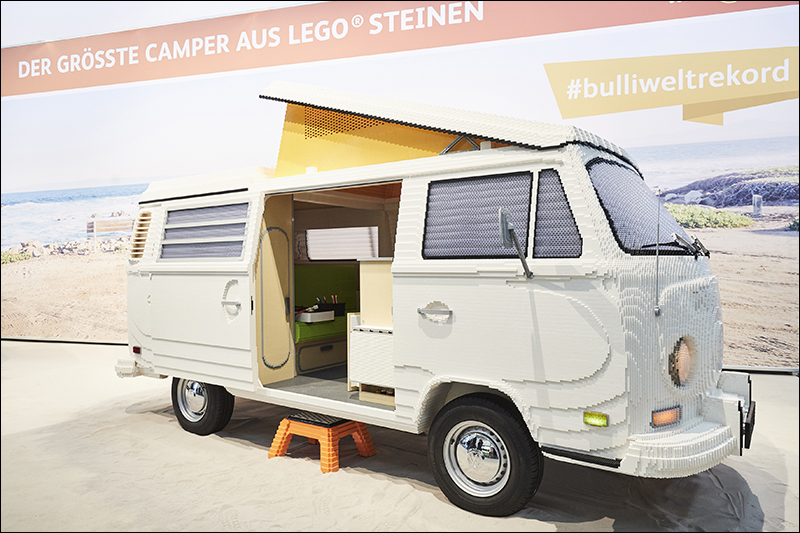 樂高版 Volkswagen T2 露營車 亮相,使用 40 萬個樂高積木組裝原車比例 - 電腦王阿達 樂高版 Volkswagen T2 露營車 亮相,使用 40 萬個樂高積木組裝原車比例 - 電腦王阿達