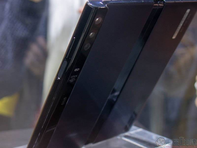 [ MWC2019 ] 華為 5G 摺疊機 Huawei Mate X 推出，預計 2019 年中正式發售 - 電腦王阿達