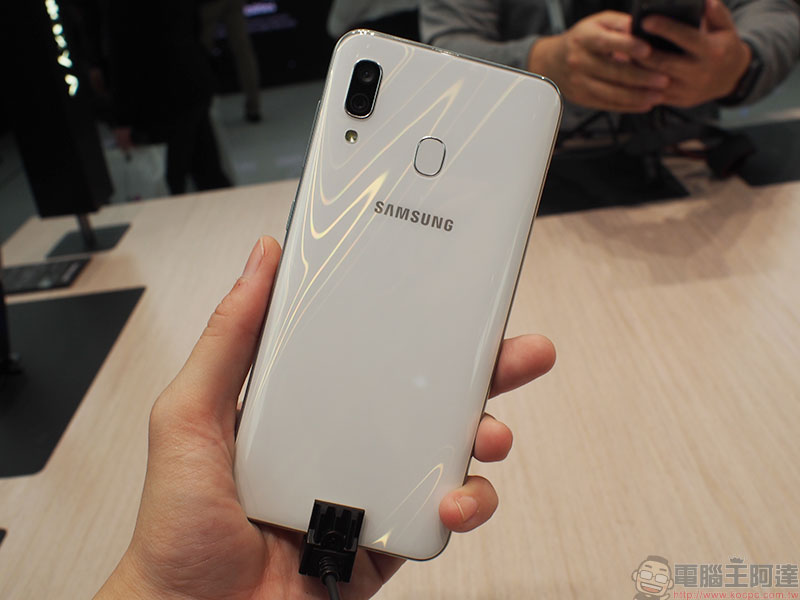 [ MWC2019 ] Samsung Galaxy A50 / A30 推出，展場新鮮實機動眼看 - 電腦王阿達