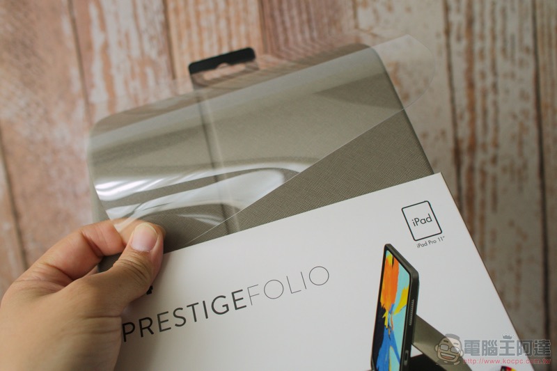LAUT iPad Pro 2018 全系列保護套開箱 體驗報告:防撞殼也能充滿氣質 ( 評測 / 評價 / 推薦 ) - 電腦王阿達 LAUT iPad Pro 2018 全系列保護套開箱 體驗報告:防撞殼也能充滿氣質 ( 評測 / 評價 / 推薦 ) - 電腦王阿達