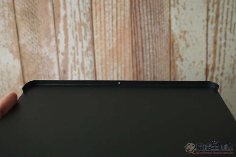 LAUT iPad Pro 2018 全系列保護套開箱 體驗報告:防撞殼也能充滿氣質 ( 評測 / 評價 / 推薦 ) - 電腦王阿達 LAUT iPad Pro 2018 全系列保護套開箱 體驗報告:防撞殼也能充滿氣質 ( 評測 / 評價 / 推薦 ) - 電腦王阿達