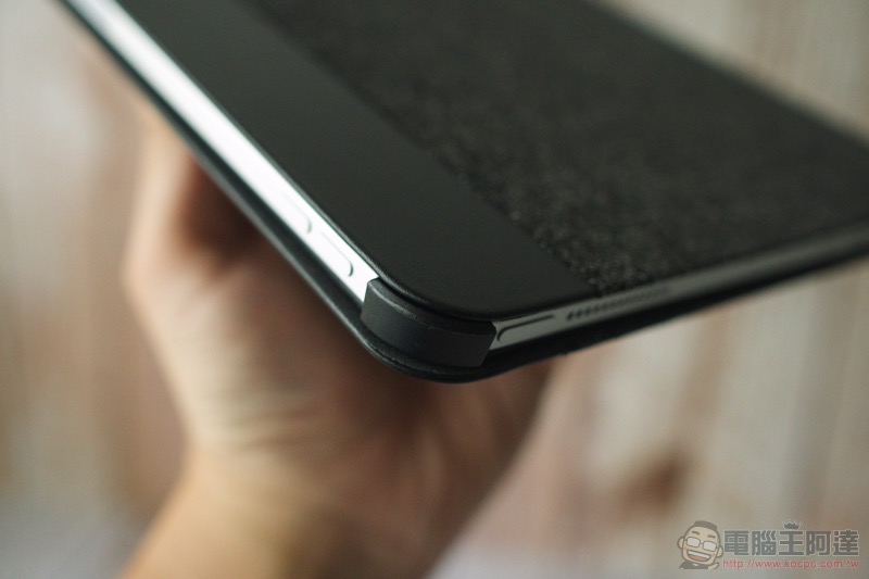 LAUT iPad Pro 2018 全系列保護套開箱 體驗報告:防撞殼也能充滿氣質 ( 評測 / 評價 / 推薦 ) - 電腦王阿達 LAUT iPad Pro 2018 全系列保護套開箱 體驗報告:防撞殼也能充滿氣質 ( 評測 / 評價 / 推薦 ) - 電腦王阿達