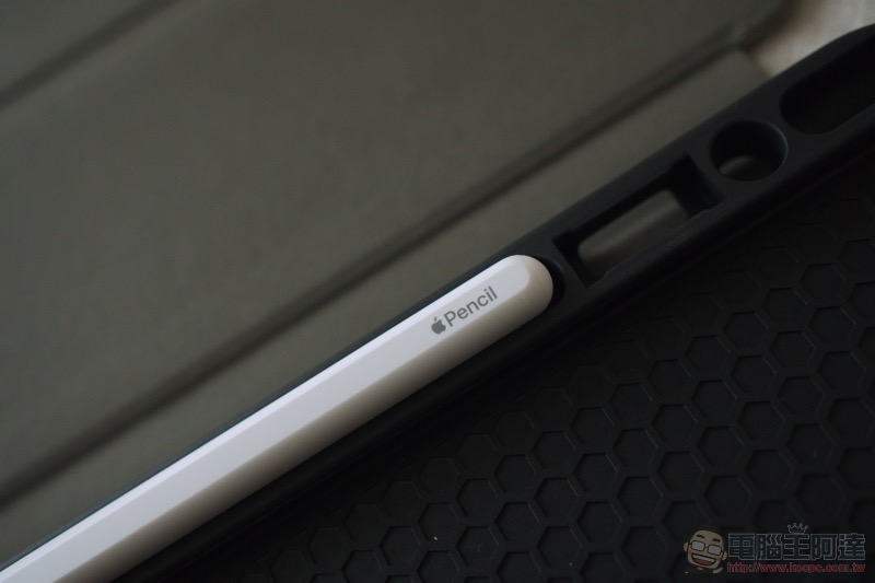 LAUT iPad Pro 2018 全系列保護套開箱 體驗報告:防撞殼也能充滿氣質 ( 評測 / 評價 / 推薦 ) - 電腦王阿達 LAUT iPad Pro 2018 全系列保護套開箱 體驗報告:防撞殼也能充滿氣質 ( 評測 / 評價 / 推薦 ) - 電腦王阿達