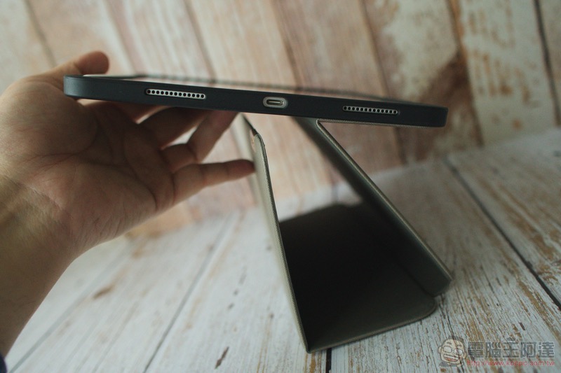 LAUT iPad Pro 2018 全系列保護套開箱 體驗報告:防撞殼也能充滿氣質 ( 評測 / 評價 / 推薦 ) - 電腦王阿達 LAUT iPad Pro 2018 全系列保護套開箱 體驗報告:防撞殼也能充滿氣質 ( 評測 / 評價 / 推薦 ) - 電腦王阿達
