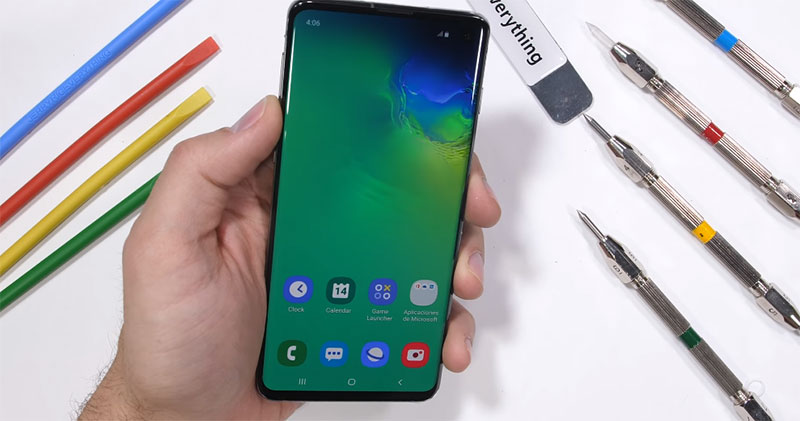 Samsung Galaxy S10 虐機影片出爐,螢幕有刮痕仍能正常指紋辨識解鎖 - 電腦王阿達 Samsung Galaxy S10 虐機影片出爐,螢幕有刮痕仍能正常指紋辨識解鎖 - 電腦王阿達