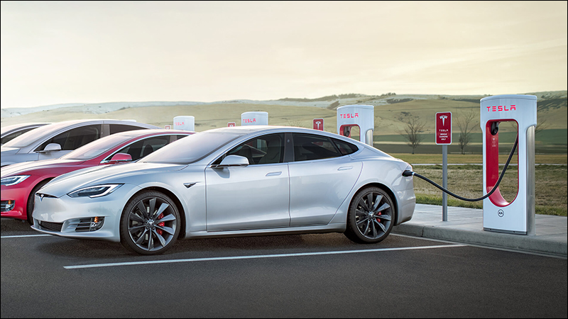 Tesla 決定少關一半實體店,因此下週車價將平均漲 3% - 電腦王阿達 Tesla 決定少關一半實體店,因此下週車價將平均漲 3% - 電腦王阿達