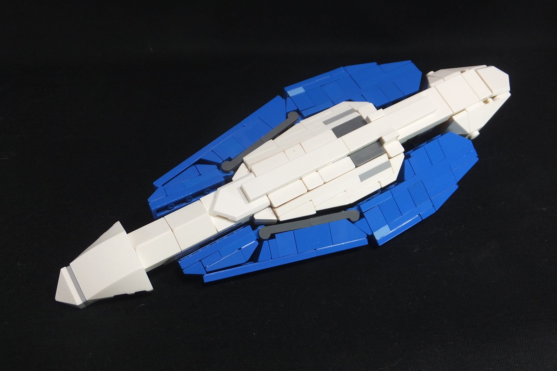日本網友用樂高打造出《機動戰士GUNDAM 00》 Exia鋼彈 - 電腦王阿達 日本網友用樂高打造出《機動戰士GUNDAM 00》 Exia鋼彈 - 電腦王阿達