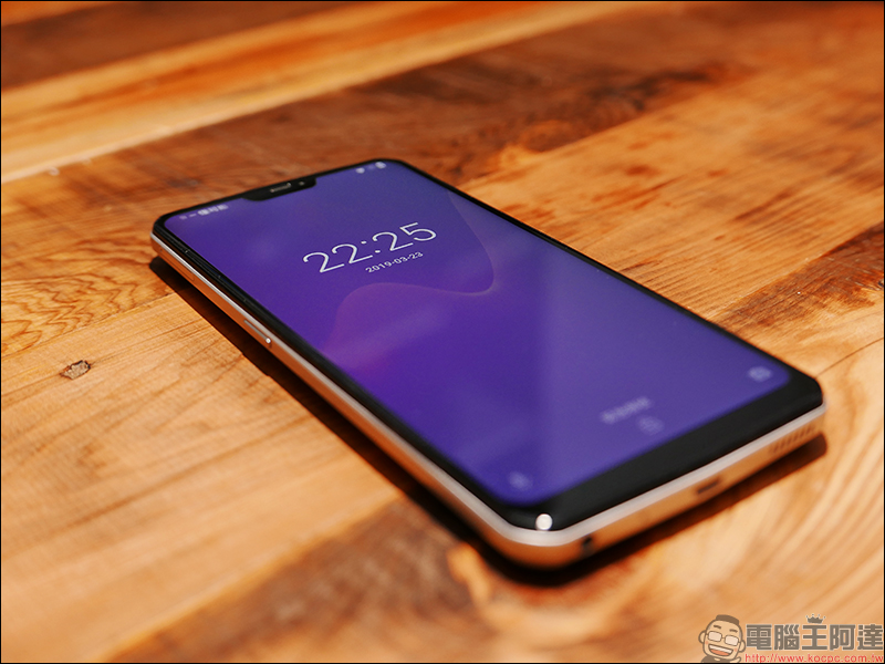 SUGAR F20 旅遊翻譯手機 動手玩, 24H 真人翻譯官、全球8天免費上網、 6,000mAh 超大電量 - 電腦王阿達 SUGAR F20 旅遊翻譯手機 動手玩, 24H 真人翻譯官、全球8天免費上網、 6,000mAh 超大電量 - 電腦王阿達