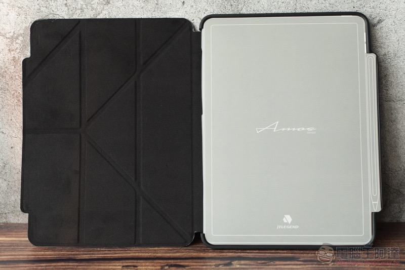 有型又可靠! JTLegend iPad Pro 2018 Amos 相機快取多角度折疊布紋皮套 開箱 / 評測 / 評價 / 心得 - 電腦王阿達 有型又可靠! JTLegend iPad Pro 2018 Amos 相機快取多角度折疊布紋皮套 開箱 / 評測 / 評價 / 心得 - 電腦王阿達