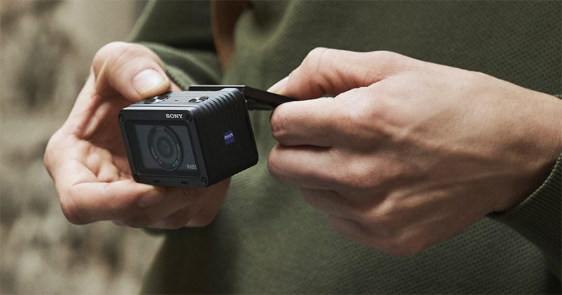 運動相機界的小鋼砲 Sony RX0 II 推出,配備 1.5 吋翻轉螢幕可支援 4K 錄影 - 電腦王阿達 運動相機界的小鋼砲 Sony RX0 II 推出,配備 1.5 吋翻轉螢幕可支援 4K 錄影 - 電腦王阿達