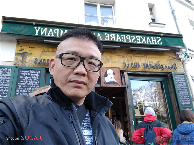 SUGAR F20 旅遊翻譯手機 動手玩, 24H 真人翻譯官、全球8天免費上網、 6,000mAh 超大電量 - 電腦王阿達 SUGAR F20 旅遊翻譯手機 動手玩, 24H 真人翻譯官、全球8天免費上網、 6,000mAh 超大電量 - 電腦王阿達