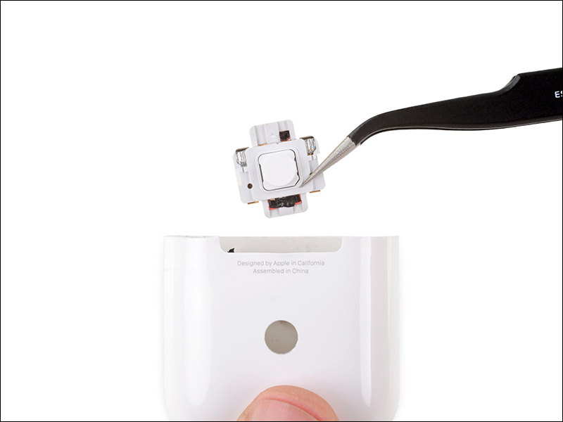 AirPods 2 遭 iFixit 拆解:防水和耐用度更加,但可修復性評分只有 0 分 - 電腦王阿達 AirPods 2 遭 iFixit 拆解:防水和耐用度更加,但可修復性評分只有 0 分 - 電腦王阿達