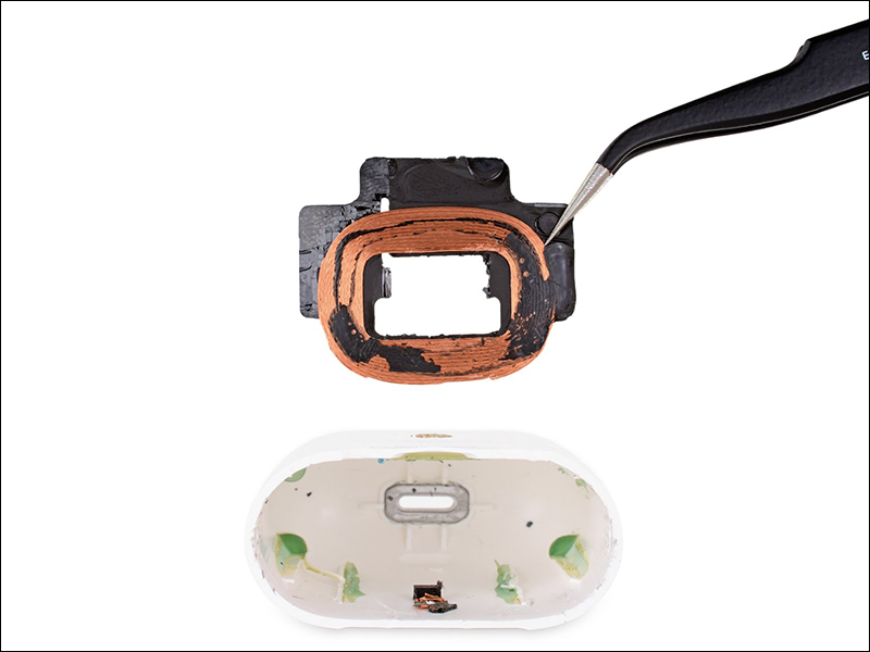 AirPods 2 遭 iFixit 拆解:防水和耐用度更加,但可修復性評分只有 0 分 - 電腦王阿達 AirPods 2 遭 iFixit 拆解:防水和耐用度更加,但可修復性評分只有 0 分 - 電腦王阿達