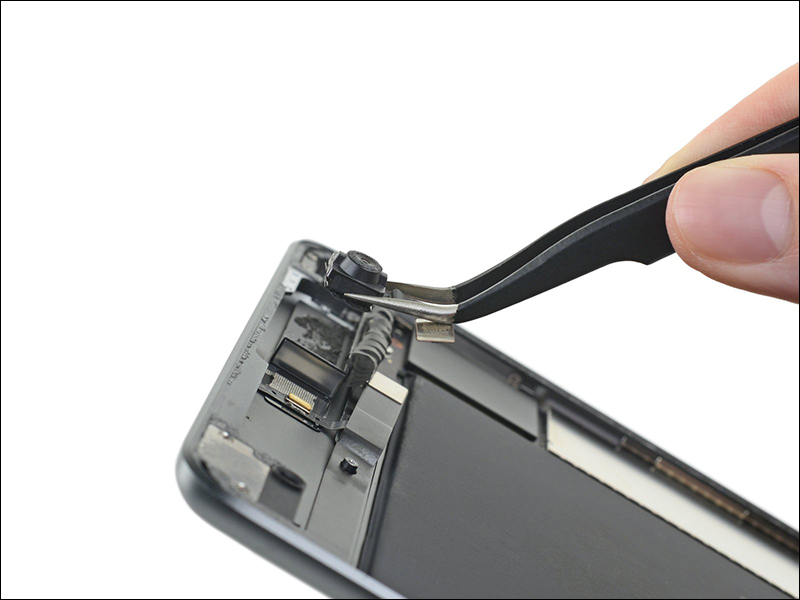 iPad mini 5 也跟著被 iFixit 拆解,獲 2 分可修復等級 - 電腦王阿達 iPad mini 5 也跟著被 iFixit 拆解,獲 2 分可修復等級 - 電腦王阿達