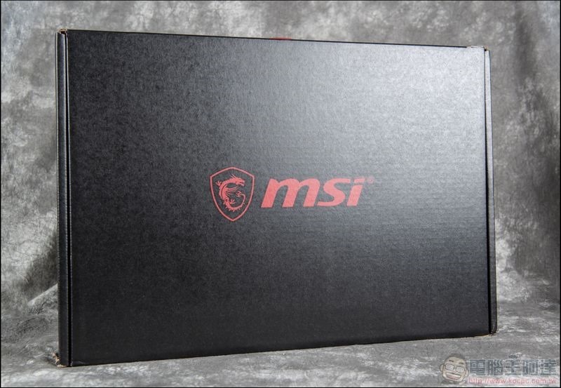 MSI GL73 8SE 開箱 評測 - 02 MSI GL73 8SE 開箱 評測 - 02