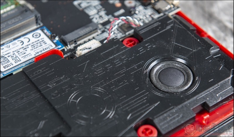 MSI GL73 8SE 開箱 評測 - 14 MSI GL73 8SE 開箱 評測 - 14