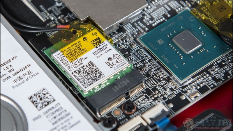 MSI GL73 8SE 開箱 評測 - 17 MSI GL73 8SE 開箱 評測 - 17