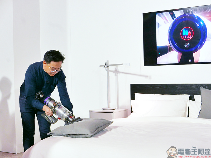 Dyson V11 無線吸塵器 在台推出,配備螢幕更聰明、吸力提升 20%! - 電腦王阿達 Dyson V11 無線吸塵器 在台推出,配備螢幕更聰明、吸力提升 20%! - 電腦王阿達