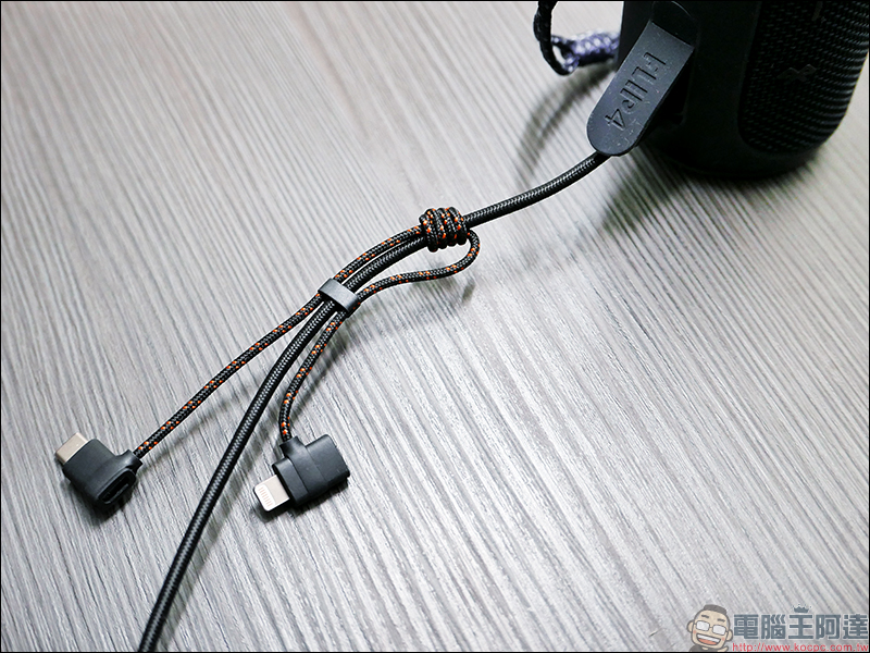 Moshi 三合一萬用充電線 開箱動手玩: Lightning+USB-C+MicroUSB 一條抵三條,三年保固超安心! - 電腦王阿達 Moshi 三合一萬用充電線 開箱動手玩: Lightning+USB-C+MicroUSB 一條抵三條,三年保固超安心! - 電腦王阿達