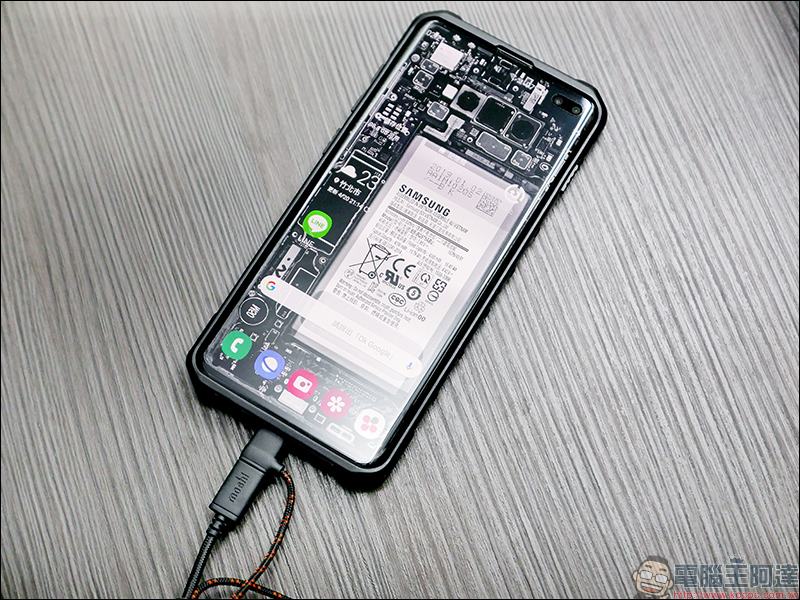Moshi 三合一萬用充電線 開箱動手玩: Lightning+USB-C+MicroUSB 一條抵三條,三年保固超安心! - 電腦王阿達 Moshi 三合一萬用充電線 開箱動手玩: Lightning+USB-C+MicroUSB 一條抵三條,三年保固超安心! - 電腦王阿達