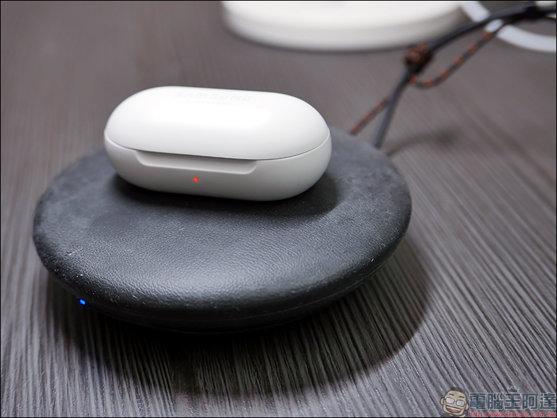 Moshi 三合一萬用充電線 開箱動手玩: Lightning+USB-C+MicroUSB 一條抵三條,三年保固超安心! - 電腦王阿達 Moshi 三合一萬用充電線 開箱動手玩: Lightning+USB-C+MicroUSB 一條抵三條,三年保固超安心! - 電腦王阿達