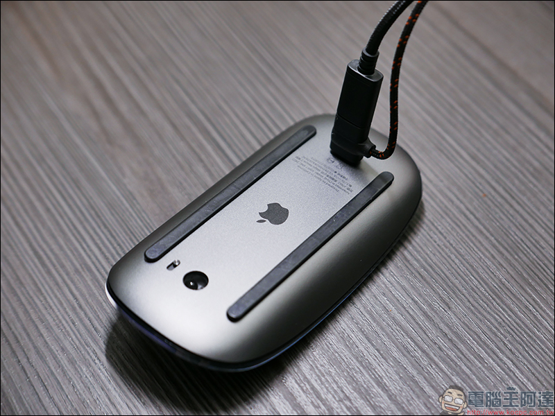 Moshi 三合一萬用充電線 開箱動手玩: Lightning+USB-C+MicroUSB 一條抵三條,三年保固超安心! - 電腦王阿達 Moshi 三合一萬用充電線 開箱動手玩: Lightning+USB-C+MicroUSB 一條抵三條,三年保固超安心! - 電腦王阿達