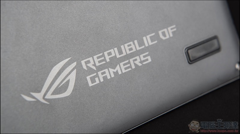 ROG Zephyrus GX701 開箱 評測 - 18 ROG Zephyrus GX701 開箱 評測 - 18