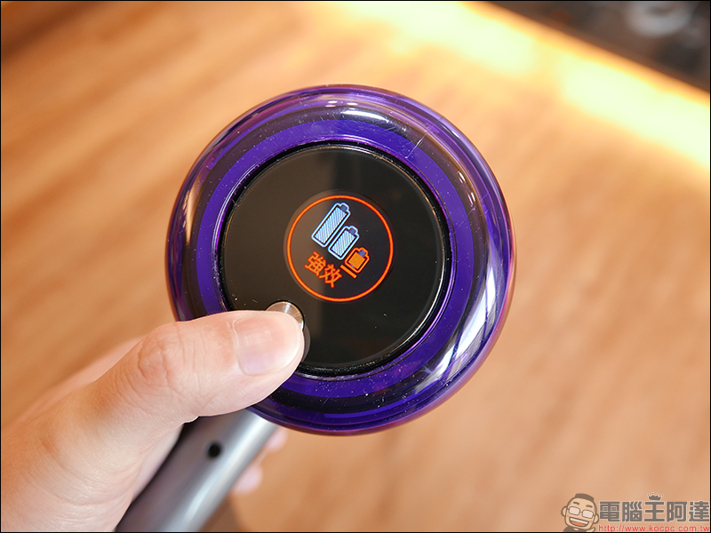 Dyson V11 Absolute 開箱 、評測、評價 最強無線吸塵器再進化,吸力更強、新增螢幕更實用 - 電腦王阿達 Dyson V11 Absolute 開箱 、評測、評價 最強無線吸塵器再進化,吸力更強、新增螢幕更實用 - 電腦王阿達
