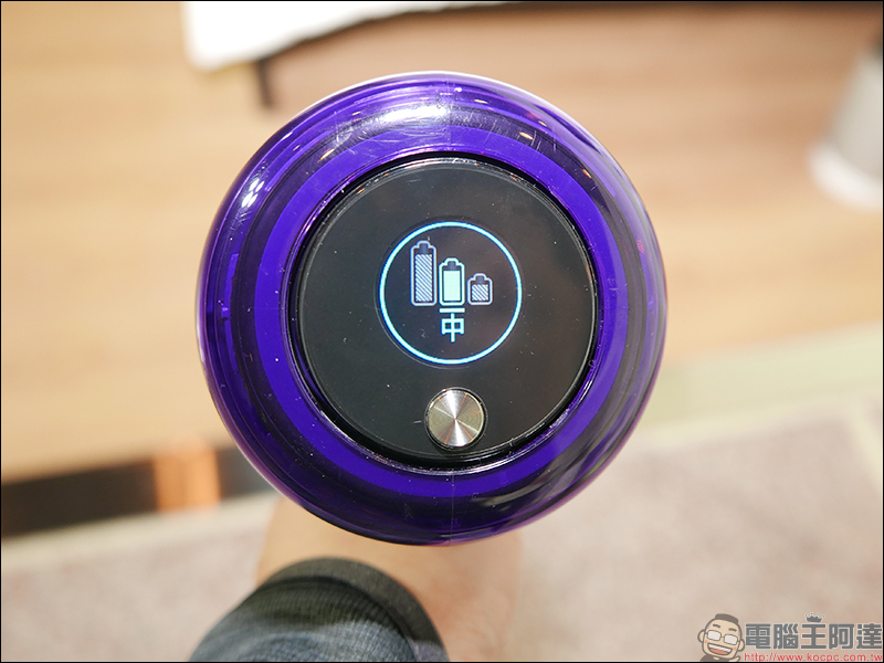 Dyson V11 Absolute 開箱 、評測、評價 最強無線吸塵器再進化,吸力更強、新增螢幕更實用 - 電腦王阿達 Dyson V11 Absolute 開箱 、評測、評價 最強無線吸塵器再進化,吸力更強、新增螢幕更實用 - 電腦王阿達