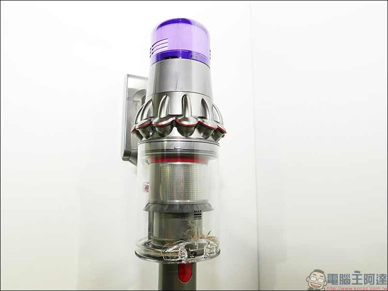 Dyson V11 Absolute 開箱 、評測、評價 最強無線吸塵器再進化,吸力更強、新增螢幕更實用 - 電腦王阿達 Dyson V11 Absolute 開箱 、評測、評價 最強無線吸塵器再進化,吸力更強、新增螢幕更實用 - 電腦王阿達