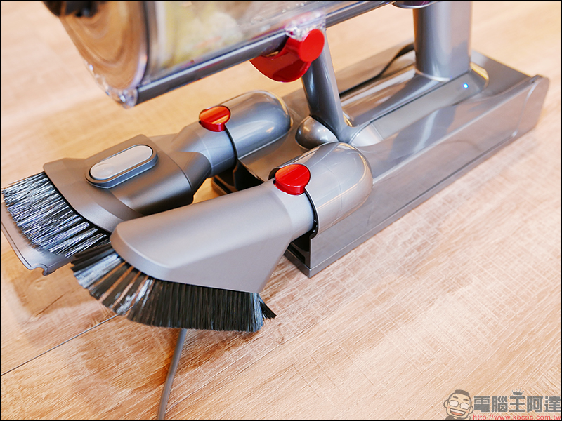 Dyson V11 Absolute 開箱 、評測、評價 最強無線吸塵器再進化,吸力更強、新增螢幕更實用 - 電腦王阿達 Dyson V11 Absolute 開箱 、評測、評價 最強無線吸塵器再進化,吸力更強、新增螢幕更實用 - 電腦王阿達