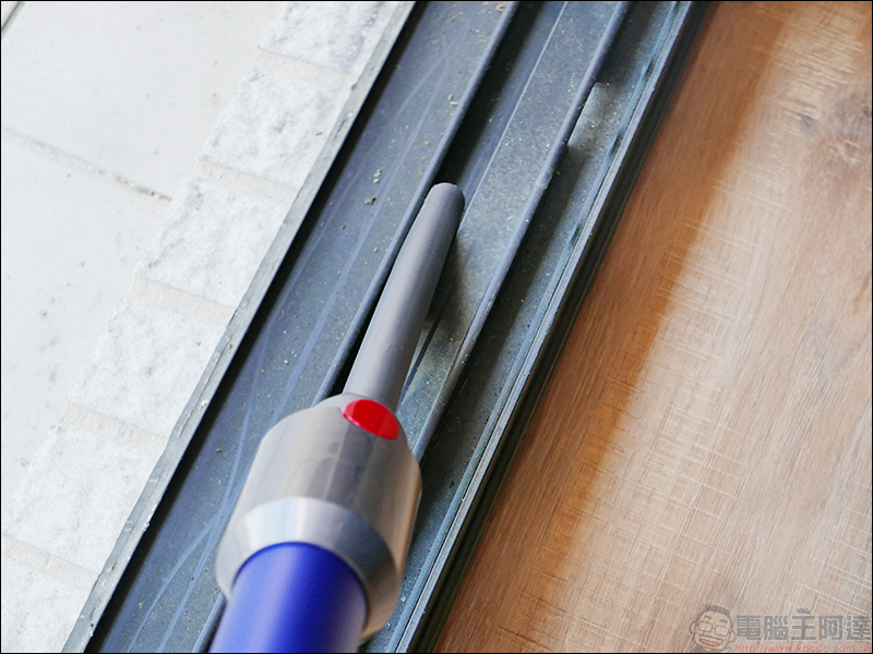 Dyson V11 Absolute 開箱 、評測、評價 最強無線吸塵器再進化,吸力更強、新增螢幕更實用 - 電腦王阿達 Dyson V11 Absolute 開箱 、評測、評價 最強無線吸塵器再進化,吸力更強、新增螢幕更實用 - 電腦王阿達