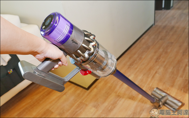 Dyson V11 Absolute 開箱 、評測、評價 最強無線吸塵器再進化,吸力更強、新增螢幕更實用 - 電腦王阿達 Dyson V11 Absolute 開箱 、評測、評價 最強無線吸塵器再進化,吸力更強、新增螢幕更實用 - 電腦王阿達