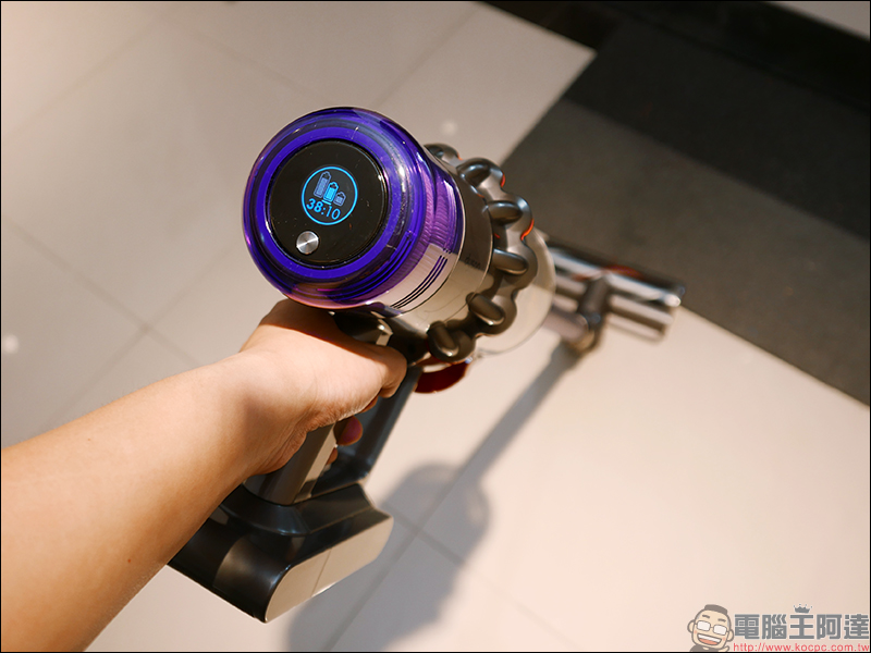 Dyson V11 Absolute 開箱 、評測、評價 最強無線吸塵器再進化,吸力更強、新增螢幕更實用 - 電腦王阿達 Dyson V11 Absolute 開箱 、評測、評價 最強無線吸塵器再進化,吸力更強、新增螢幕更實用 - 電腦王阿達