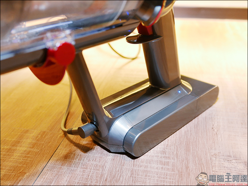 Dyson V11 Absolute 開箱 、評測、評價 最強無線吸塵器再進化,吸力更強、新增螢幕更實用 - 電腦王阿達 Dyson V11 Absolute 開箱 、評測、評價 最強無線吸塵器再進化,吸力更強、新增螢幕更實用 - 電腦王阿達