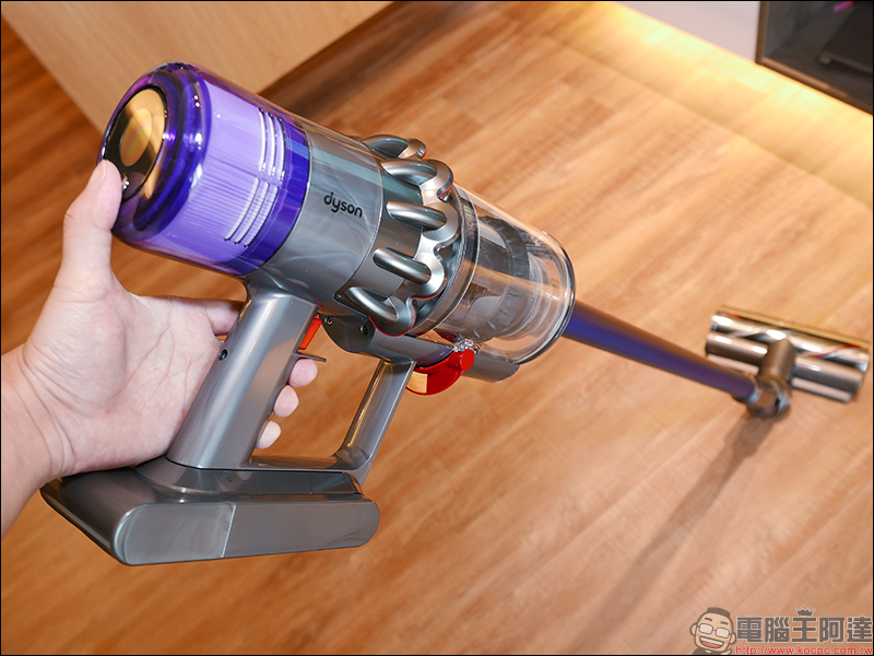 Dyson V11 Absolute 開箱 、評測、評價 最強無線吸塵器再進化,吸力更強、新增螢幕更實用 - 電腦王阿達 Dyson V11 Absolute 開箱 、評測、評價 最強無線吸塵器再進化,吸力更強、新增螢幕更實用 - 電腦王阿達