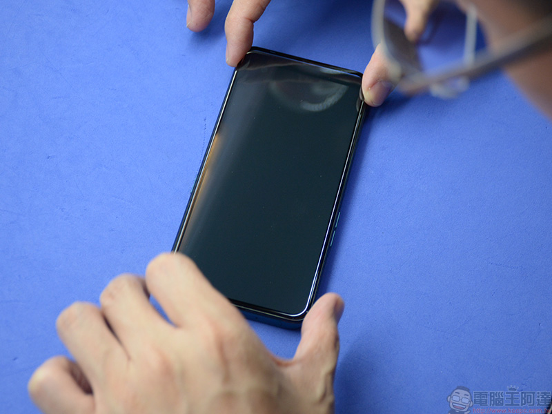 OPPO Reno 膜斯密碼 imos 2.5D 滿版康寧玻璃 (邊緣點膠3D) 保貼 + 全機包膜 - 電腦王阿達 OPPO Reno 膜斯密碼 imos 2.5D 滿版康寧玻璃 (邊緣點膠3D) 保貼 + 全機包膜 - 電腦王阿達