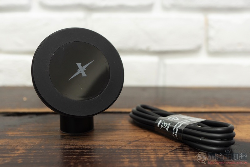 Xcharging 5in1 開箱動手玩:iPhone 無線充電 + 磁吸居然可以如此便利! - 電腦王阿達 Xcharging 5in1 開箱動手玩:iPhone 無線充電 + 磁吸居然可以如此便利! - 電腦王阿達
