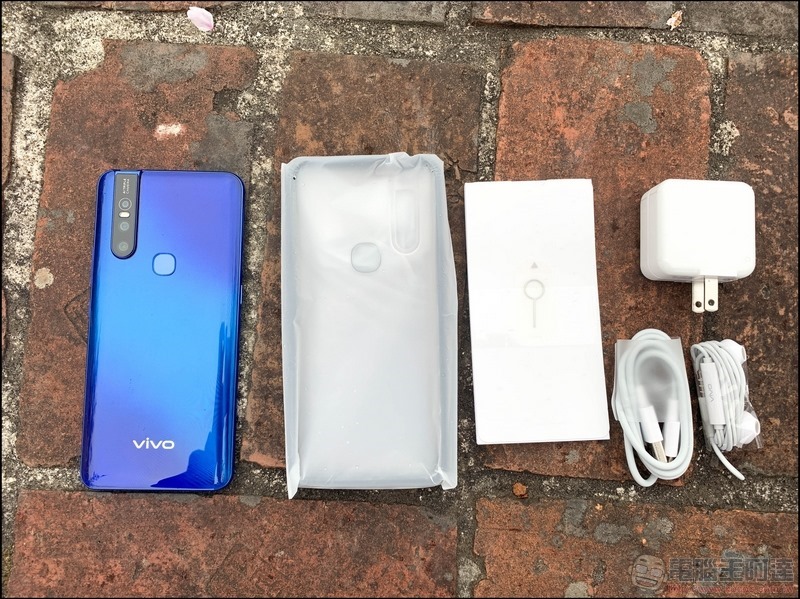 vivo V15 開箱 - 03 vivo V15 開箱 - 03