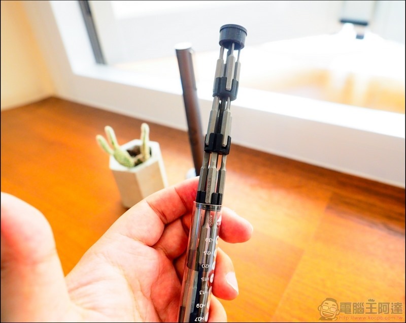 Wowstick Mini 電動萬用螺絲筆 開箱 - 08 Wowstick Mini 電動萬用螺絲筆 開箱 - 08