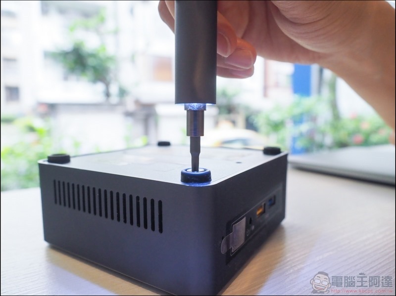 Wowstick Mini 電動萬用螺絲筆 開箱 - 17 Wowstick Mini 電動萬用螺絲筆 開箱 - 17