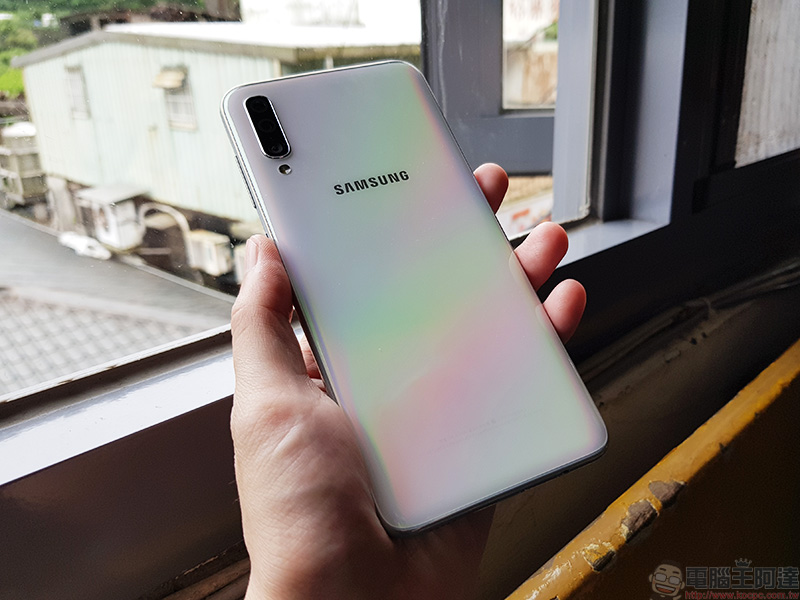 最新 Samsung Galaxy A70 開箱 實拍 , 長續航、大廣角的絕妙攝影體驗 - 電腦王阿達 最新 Samsung Galaxy A70 開箱 實拍 , 長續航、大廣角的絕妙攝影體驗 - 電腦王阿達