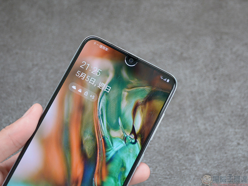 最新 Samsung Galaxy A70 開箱 實拍 , 長續航、大廣角的絕妙攝影體驗 - 電腦王阿達 最新 Samsung Galaxy A70 開箱 實拍 , 長續航、大廣角的絕妙攝影體驗 - 電腦王阿達